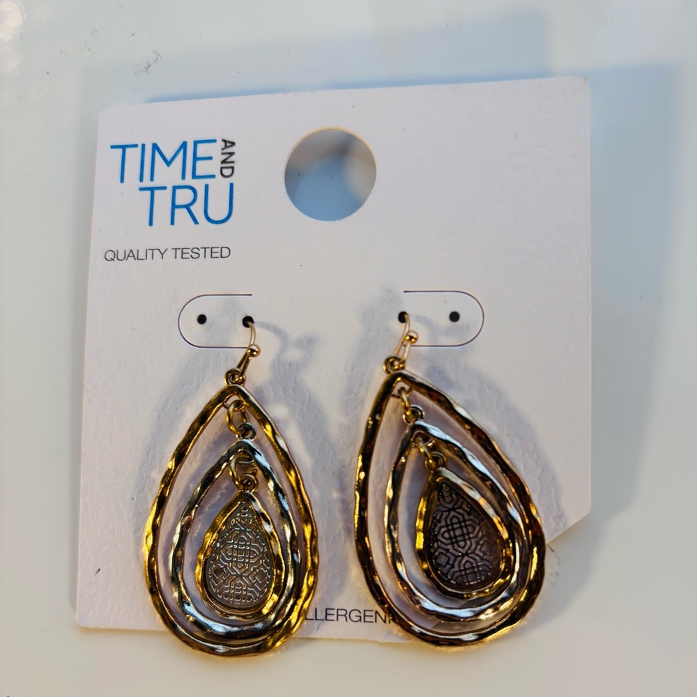 Time and Tru Gold Layered Earrings